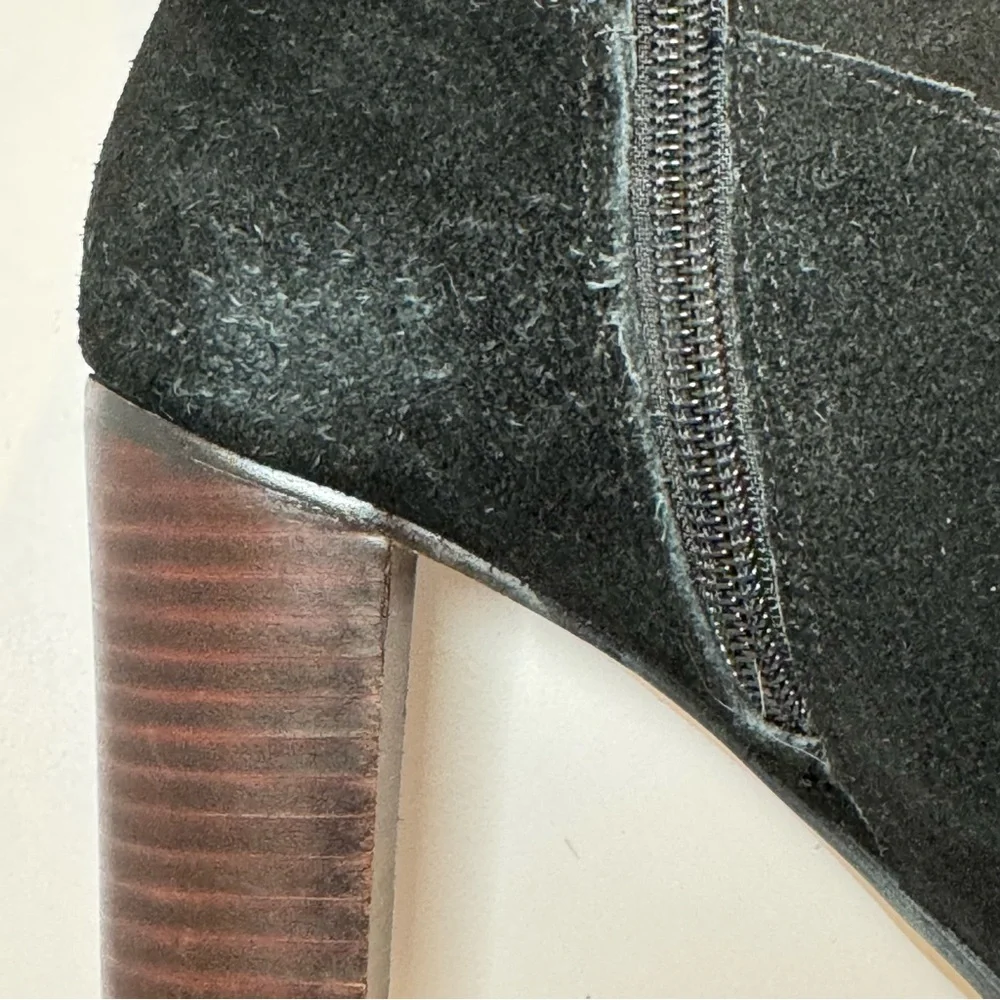 Lord & Taylor 424 Fifth Mikayla Black Suede Knee High Boots W Block Heel, Sz 8.5
